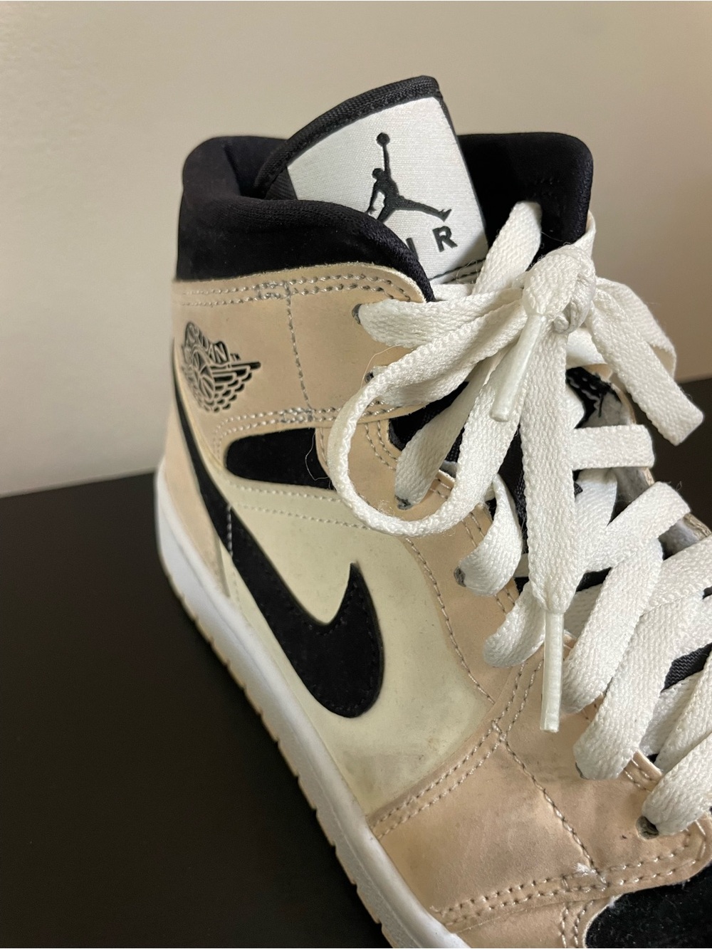 Nike Jordan Cream High-Top Sneakers Women's Size 7 - Picture 9 of 11